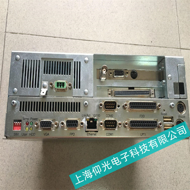 昆山市交通信號控制貝加萊工控機(jī)5PC810.5X02-00顯示屏出現(xiàn)亂碼