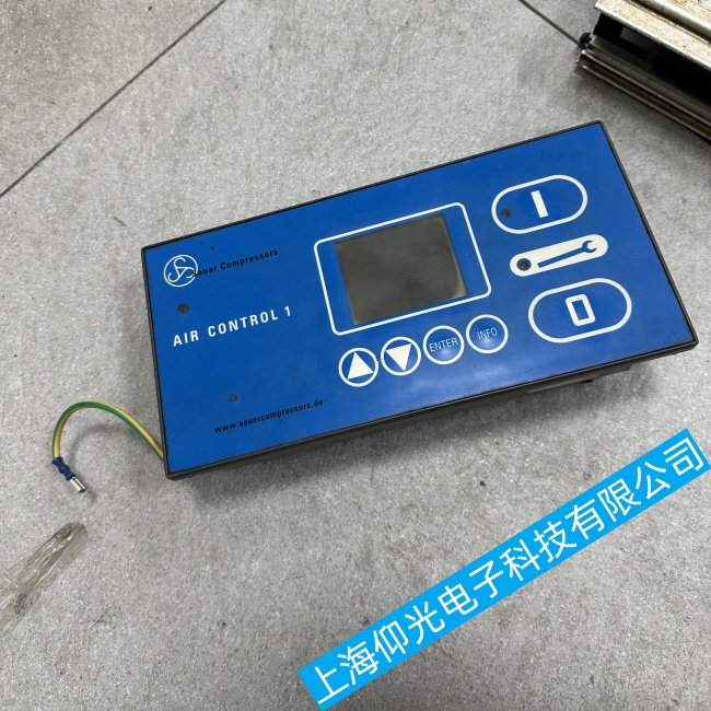 船舶紹爾SC壓縮機(jī)控制面板無(wú)顯示或亂碼故障維修技術(shù)精湛