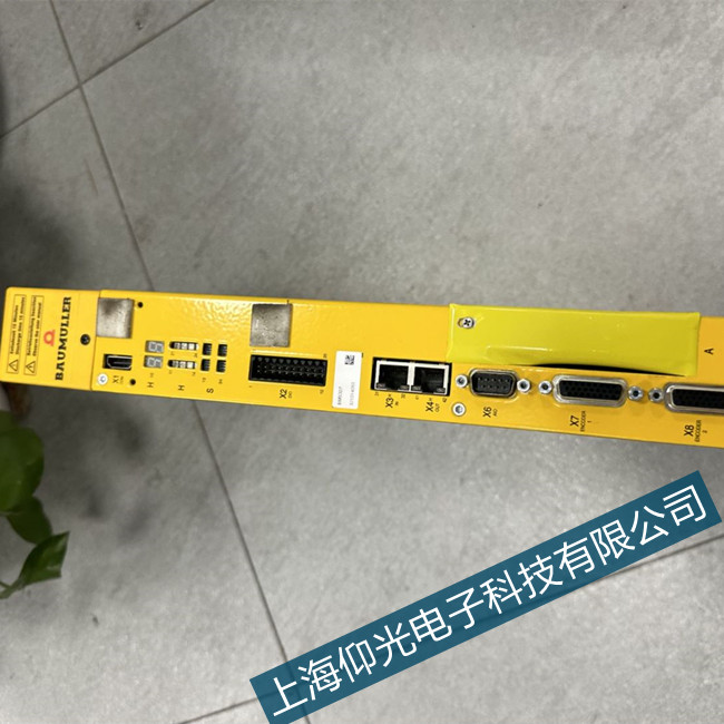 Baumuller包米勒BUS622伺服器CPF11運(yùn)行報(bào)警RAM故障修理