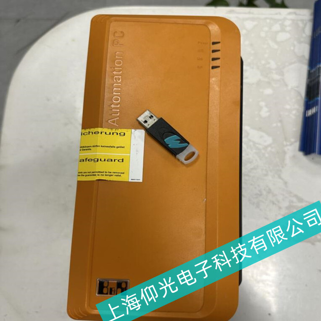 臺州市吹塑中空成型機貝加萊工控機5PC810.SX01-00花屏維修地址