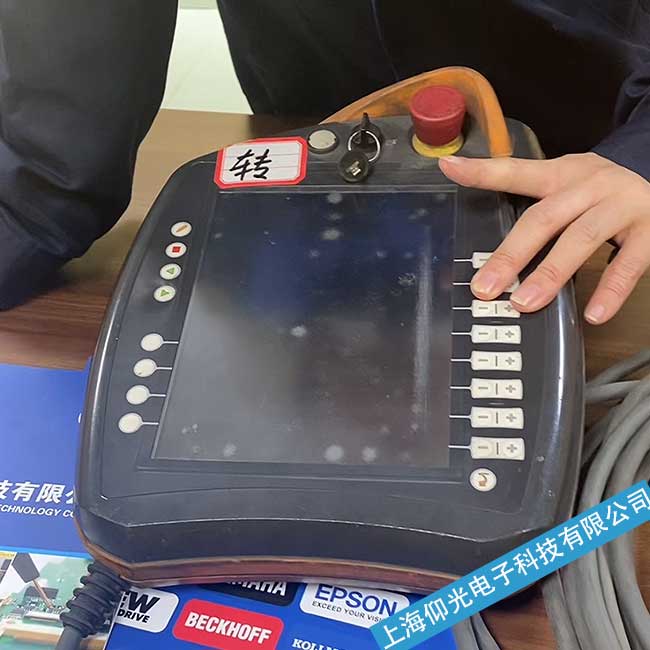 河北庫卡KUKA機器人示教盒(示教器)進不了系統(tǒng)應(yīng)急開關(guān)損壞維修