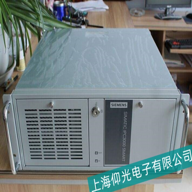 唐山西門子箱式工控機(jī)BOXPC 627上電后出現(xiàn)黑屏故障維修處