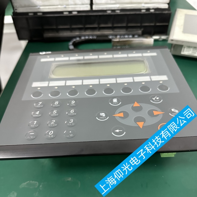 浙江北爾焚燒爐控制屏E300出現(xiàn)有背光但無字符故障維修質(zhì)量保證